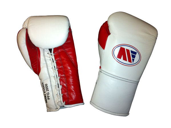 Main Event PFG 2000 Pro Fight Punchers Boxing Gloves White Red